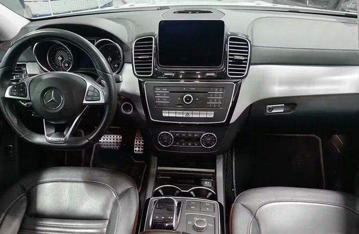 Mercedes-Benz GLE-Class Coupe • 2020 • 78,000 km 6