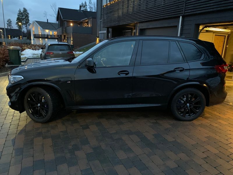 BMW X5 • 2019 • 25,339 km 1