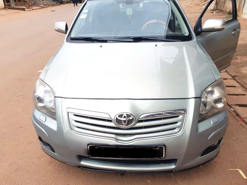 Toyota Avensis • 2008 • 100,000 km 1
