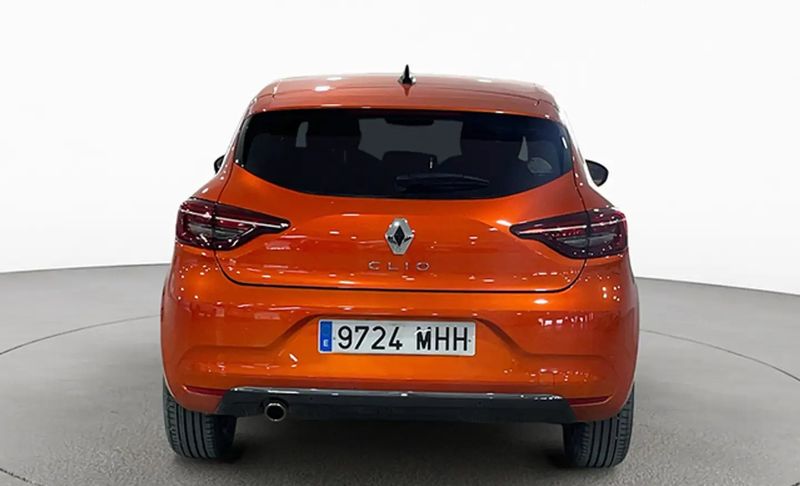 Renault Clio • 2023 • 6,109 km 8