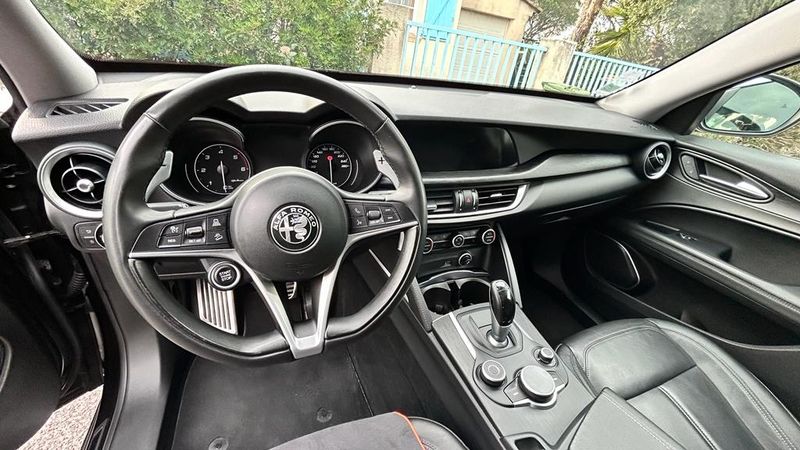 Alfa Romeo Stelvio • 2019 • 82,500 km 11