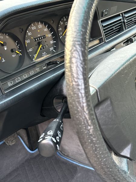 Mercedes-Benz 190 D • 1989 • 141,000 km 15