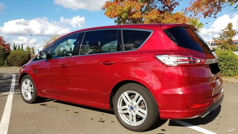 Ford S-Max • 2017 • 83,000 km 6