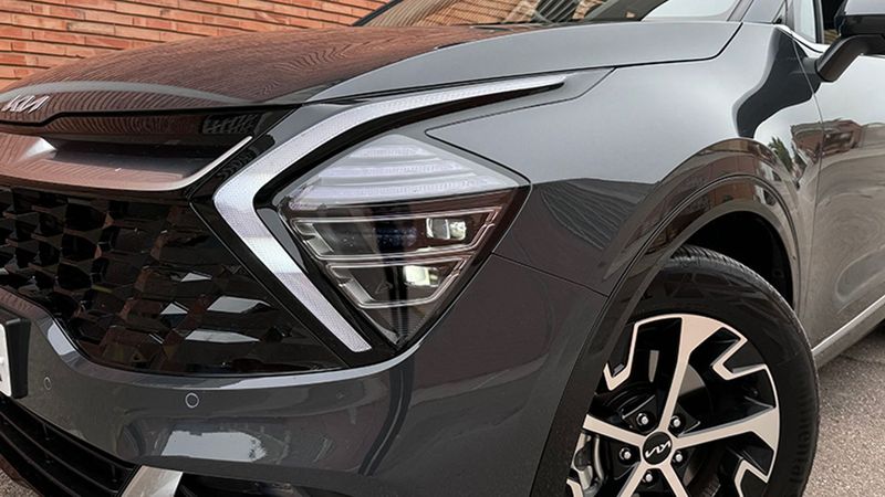 Kia Sportage • 2024 • 5,900 km 4