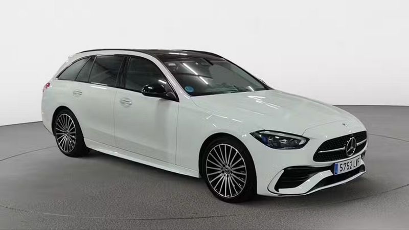Mercedes-Benz C-Class • 2022 • 62,662 km 4