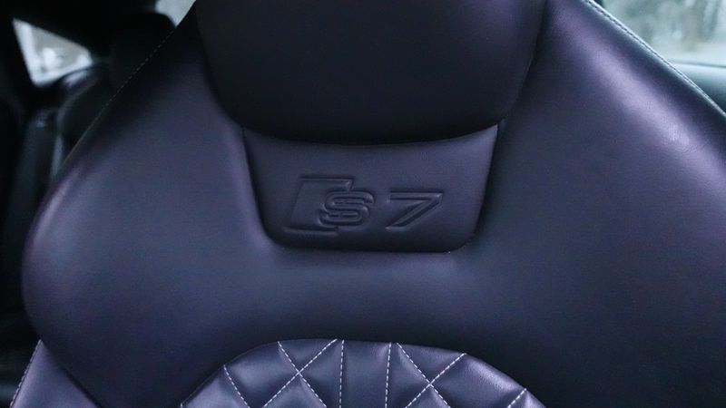 Audi S7 • 2017 • 51,000 km 24