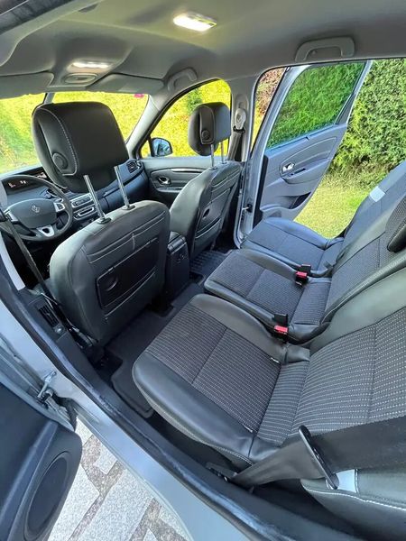 Renault Scénic • 2012 • 105,000 km 5