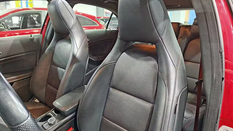 Mercedes-Benz A-Class • 2013 • 68,690 km 3