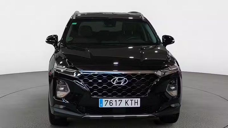 Hyundai Santa Fe • 2019 • 70,118 km 1