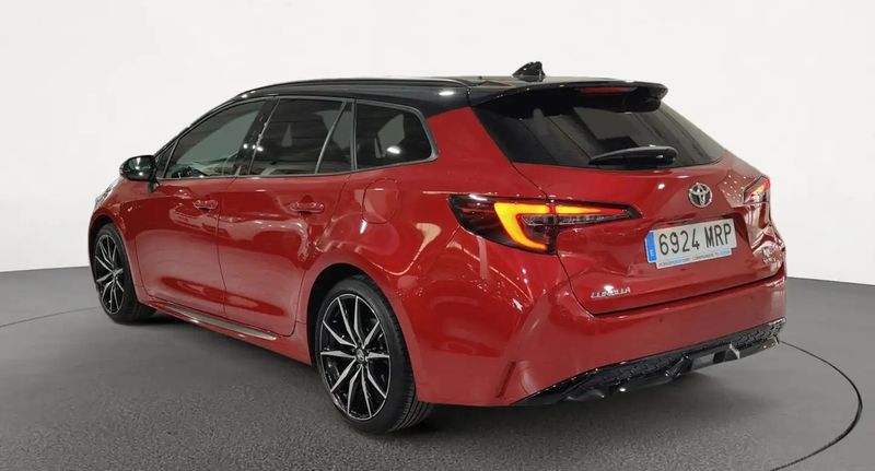 Toyota Corolla Combi • 2024 • 37,727 km 2