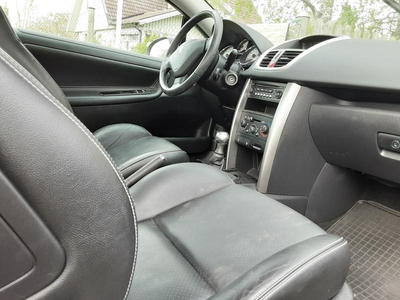 Peugeot 205 • 2011 • 999 km 2