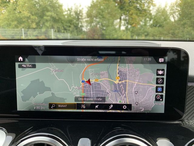 Mercedes-Benz GLC • 2022 • 18,000 km 9