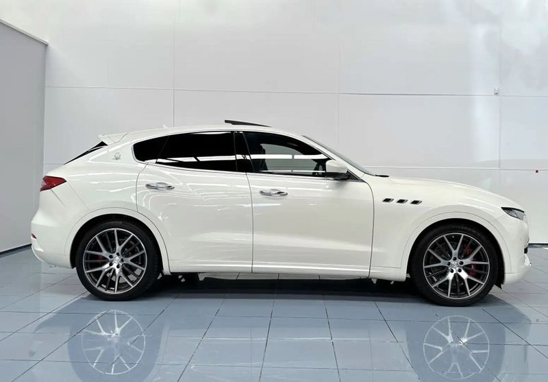 Maserati Levante • 2017 • 128,000 km 15