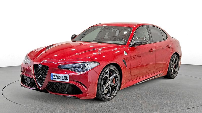 Alfa Romeo Giulia • 2021 • 39,000 km 1