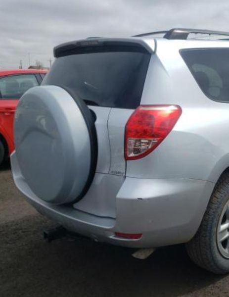 Toyota RAV4 • 2005 • 50,000 km 3