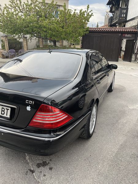 Mercedes-Benz S-Class • 2004 • 258,000 km 6