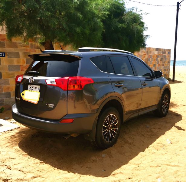 Toyota RAV4 • 2014 • 77,000 km 13