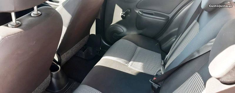 Nissan Micra • 2014 • 80,000 km 5