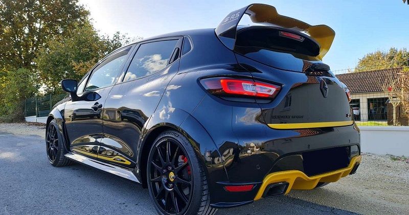 Renault Clio • 2018 • 53,400 km 6