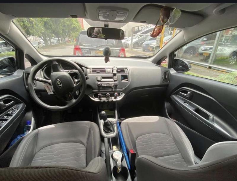Kia Rio sedan • 2013 • 41,000 km 3