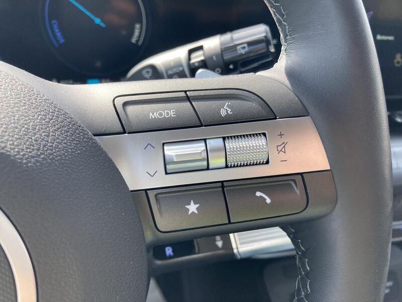 Hyundai Kona • 2024 • 9,678 km 28