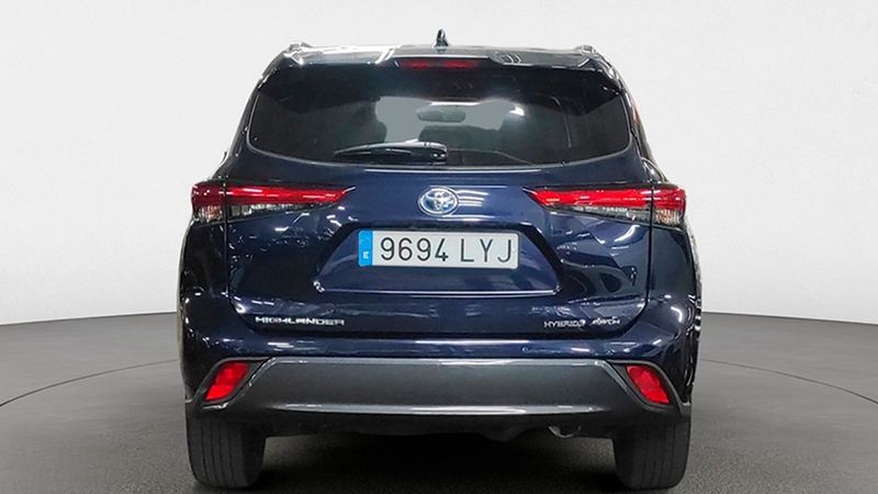 Toyota Highlander Hybrid • 2022 • 34,685 km 14