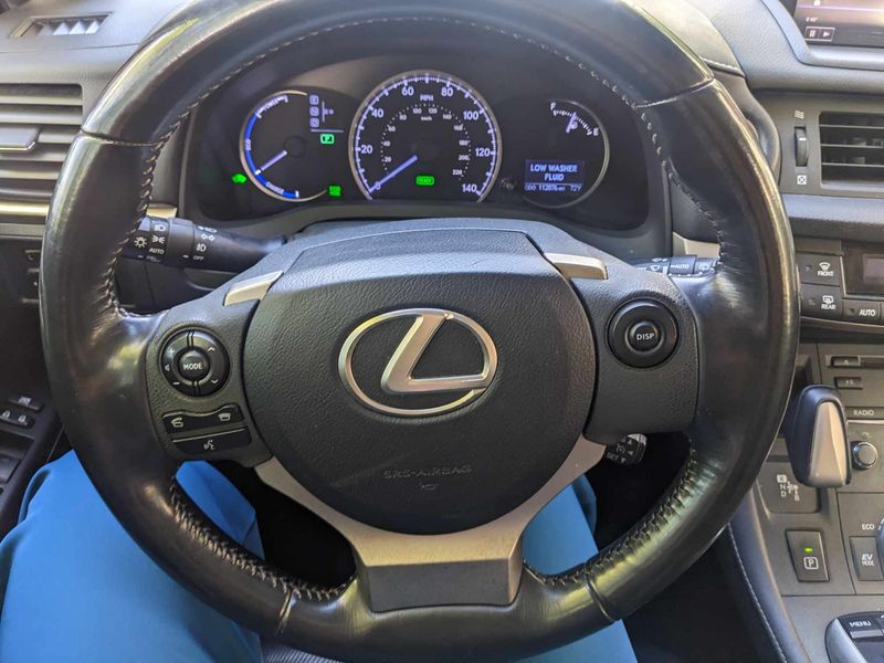 Lexus CT • 2015 • 112 mi 2