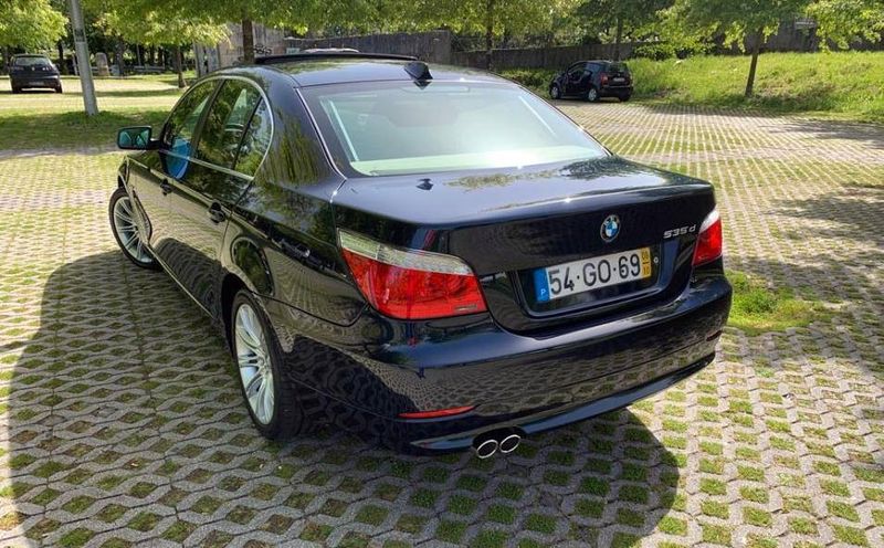 BMW 5 Series • 2008 • 249,999 km 2