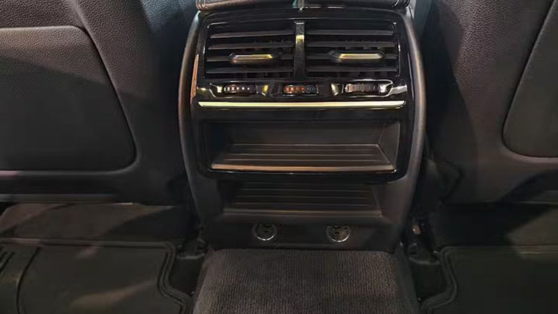 BMW 5 Series • 2017 • 110,173 km 37