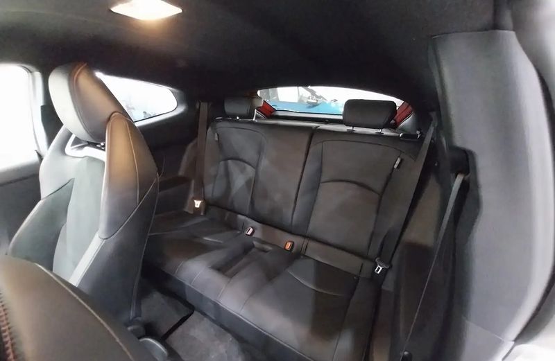 Toyota Yaris • 2023 • 9,927 km 10