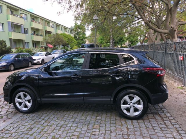 Nissan Qashqai • 2018 • 104,820 km 8