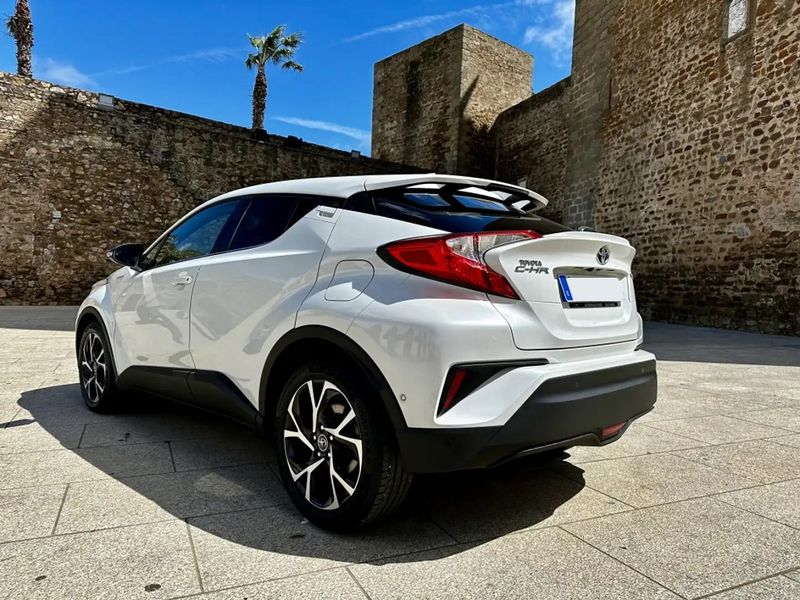 Toyota C-HR • 2020 • 97,000 km 2