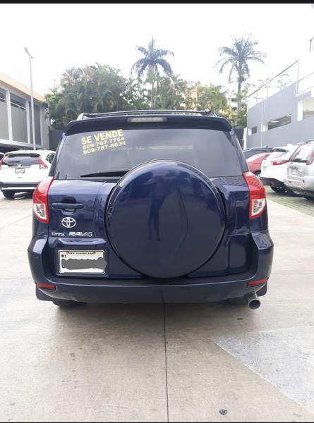 Toyota RAV4 • 2007 • 121,000 km 4