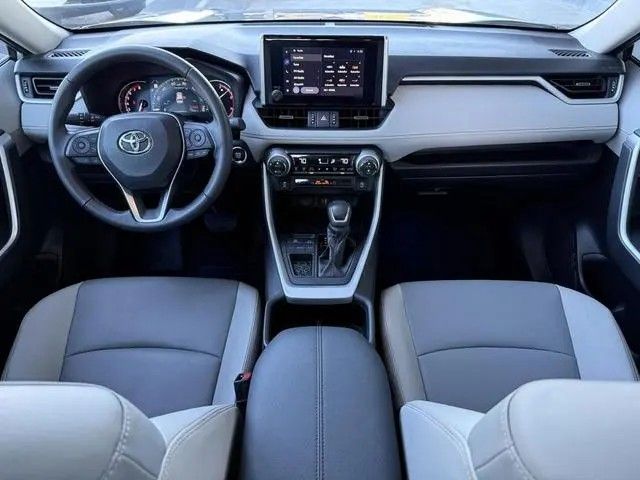 Toyota RAV4 • 2023 • 13,000 km 2