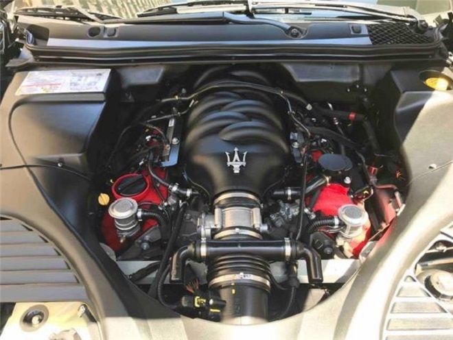 Maserati Quattroporte • 2010 • 101,800 km 2