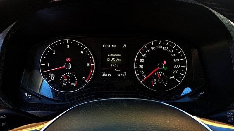 Volkswagen Amarok • 2018 • 40,758 km 15