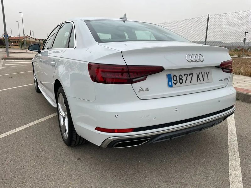 Audi A4 • 2019 • 135,600 km 3