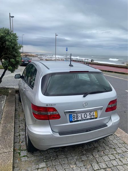 Mercedes-Benz Class B • 2011 • 102,000 km 5