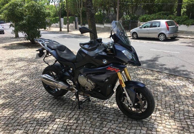 Bmw s1000xr • 2017 • 17,000 km 1