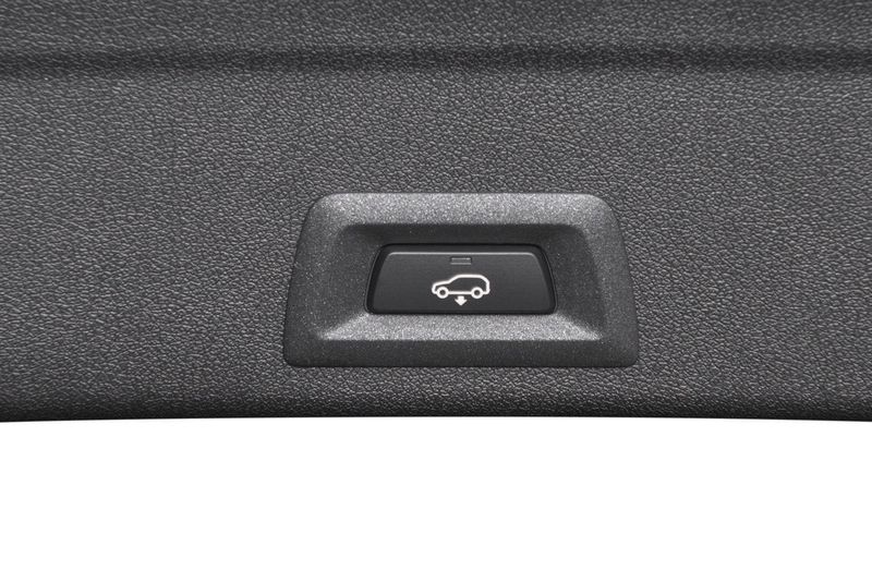 BMW X6 • 2020 • 55,000 km 6