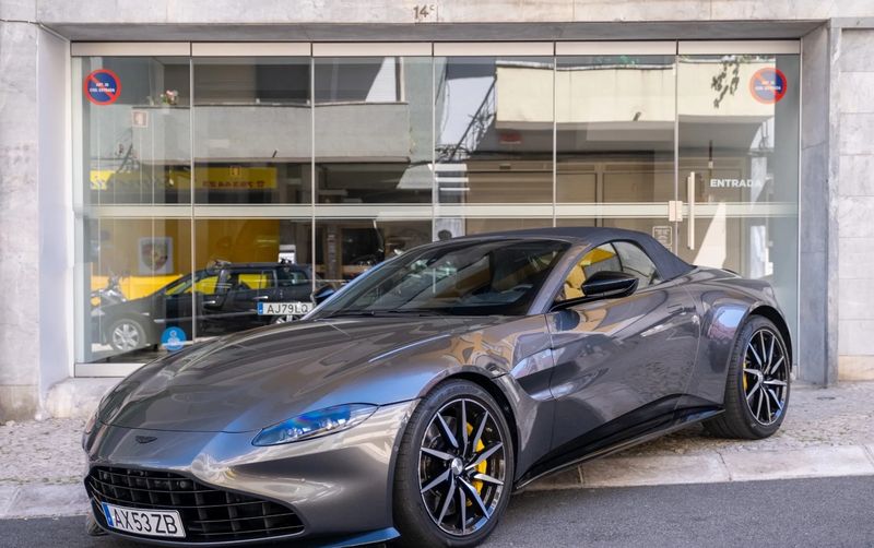 Aston Martin Vantage • 2021 • 24,000 km 1