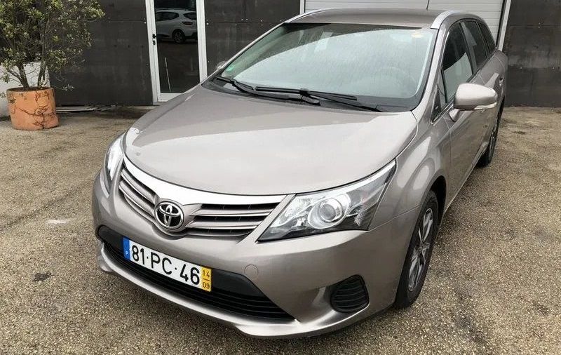 Toyota Avensis • 2014 • 169 km 1