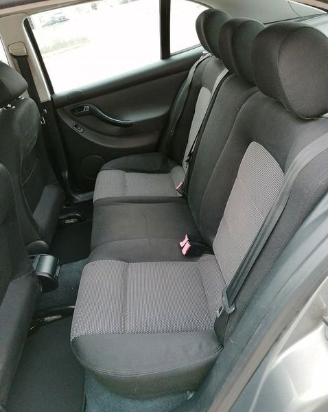 Seat Leon • 2004 • 199,999 km 5