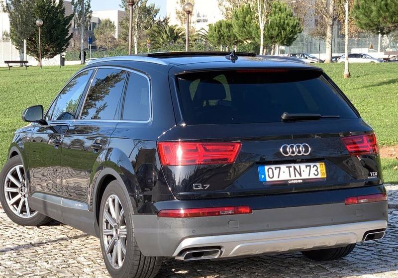 Audi Q5 Sportback • 2017 • 79,999 km 3