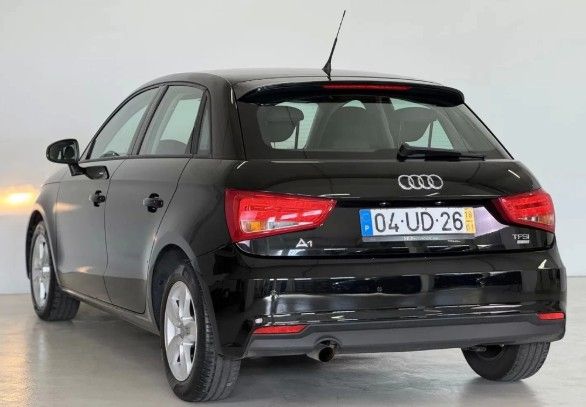 Audi A1 • 2018 • 59,439 km 5