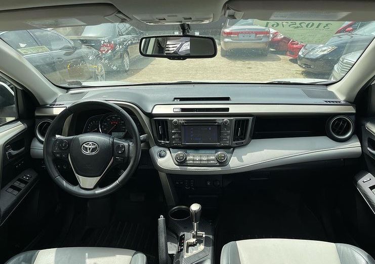 Toyota RAV4 • 2016 • 21 km 3