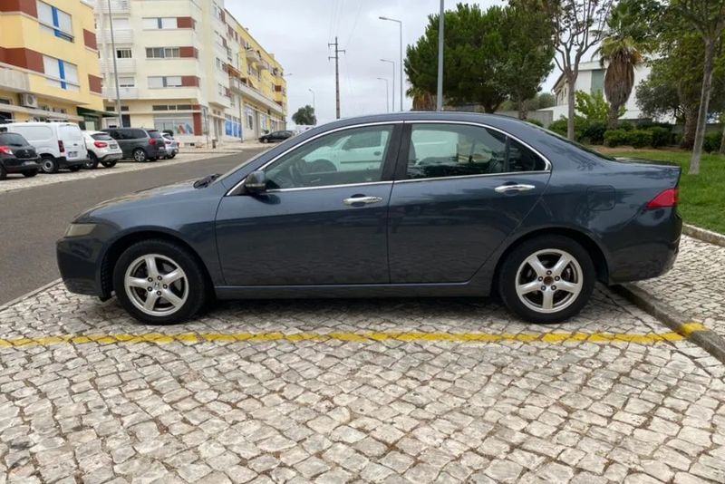 Honda Accord • 2005 • 313,000 km 1