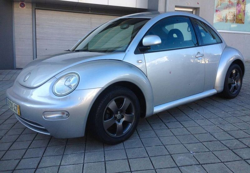 Volkswagen New Beetle • 2000 • 200,000 km 1