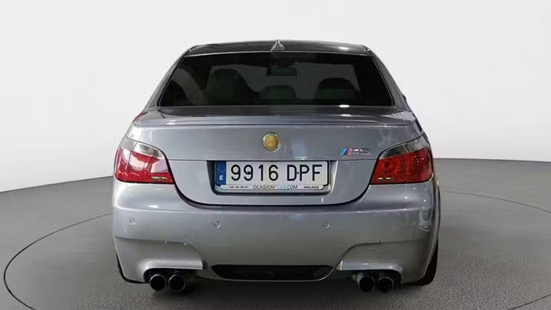 BMW M5 • 2005 • 128,313 km 9