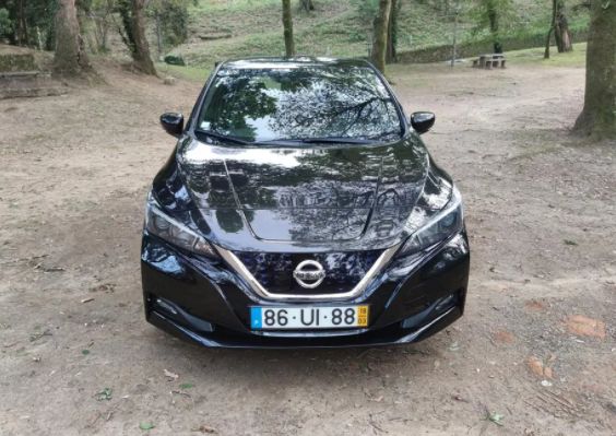 Nissan Leaf • 2018 • 120,000 km 1